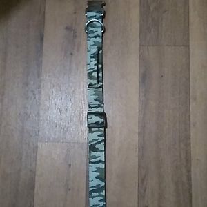 NWT "Good 2 Go" camo heavy duty collar